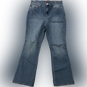 Gloria Vanderbilt Women's Amanda Bootcut Denim Jean